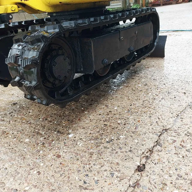 YANMAR SV05-B MINI EXCAVATOR