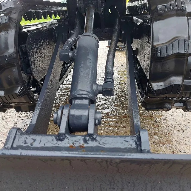 YANMAR SV05-B MINI EXCAVATOR