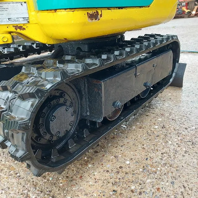 YANMAR SV05-B MINI EXCAVATOR