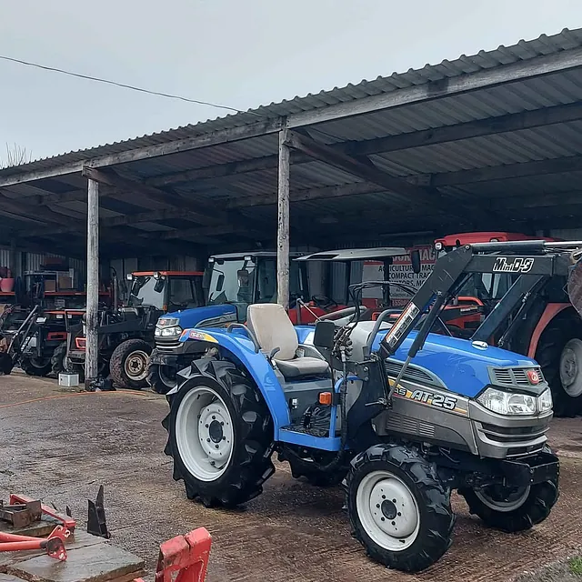 ISEKI AT25 COMPACT TRACTOR