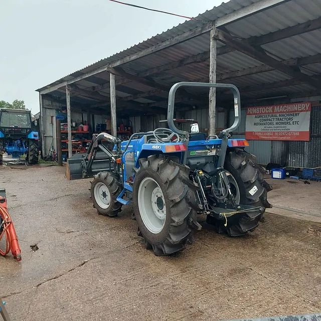 ISEKI TG33F COMPACT TRACTOR