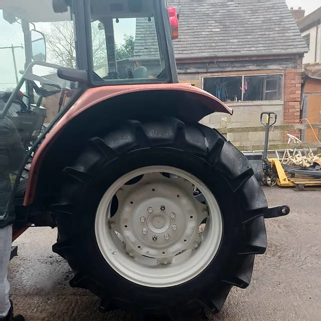 KUBOTA GM56 TRACTOR BACK WHEEL