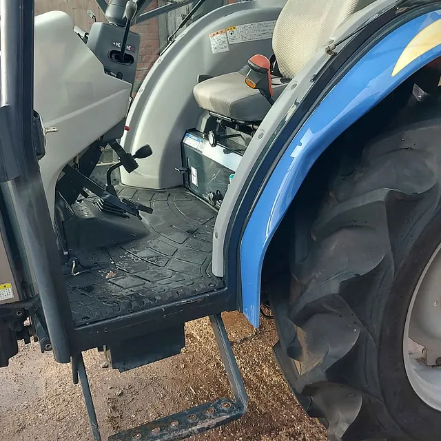 ISEKI AT46 COMPACT TRACTOR PEDALS